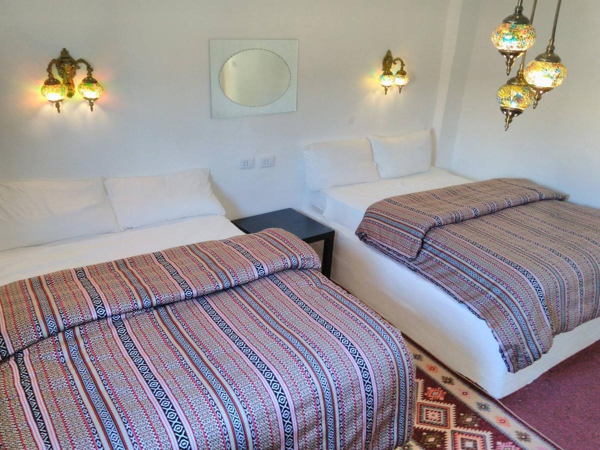 Petra Bedouin Bed And Breakfast Wadi Musa Exterior foto
