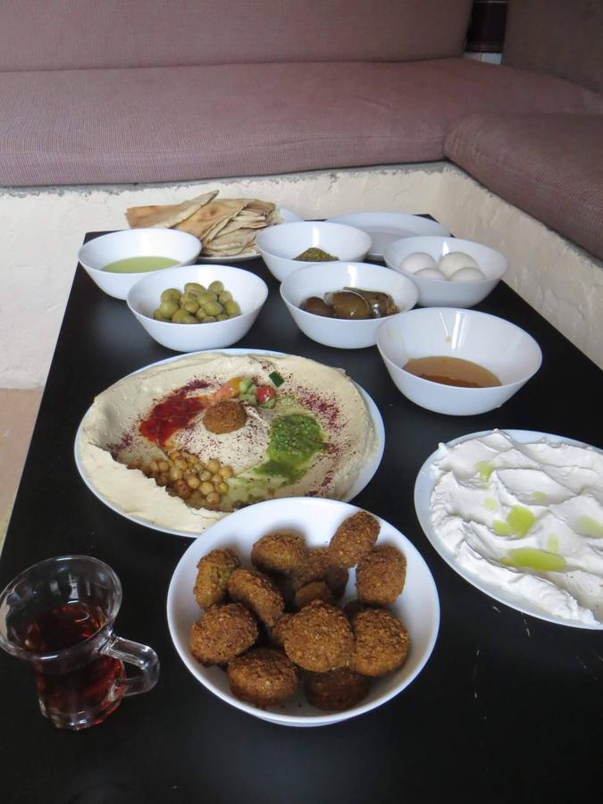 Petra Bedouin Bed And Breakfast Wadi Musa Exterior foto