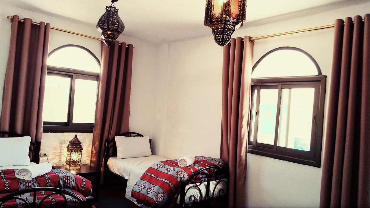 Petra Bedouin Bed And Breakfast Wadi Musa Exterior foto